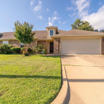 2224 Woodgrove Ln, Longview, TX 75605