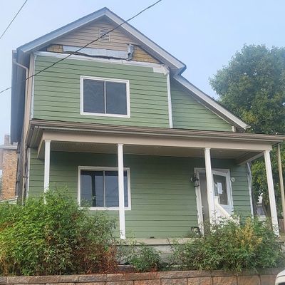 223 Division Ave, Ellwood City, PA 16117