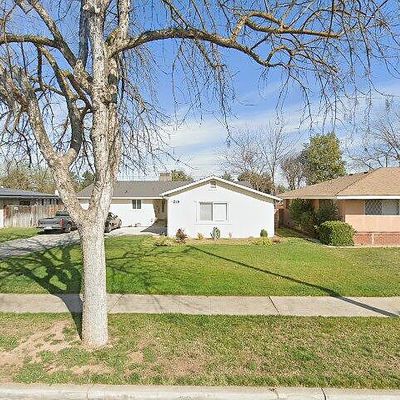 225 E Cortland Ave, Fresno, CA 93704