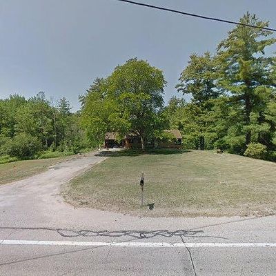 2250 S Greenville Rd, Greenville, MI 48838