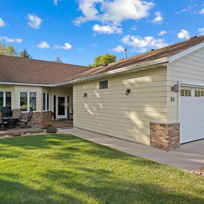 20 Augusta Pl, Owatonna, MN 55060