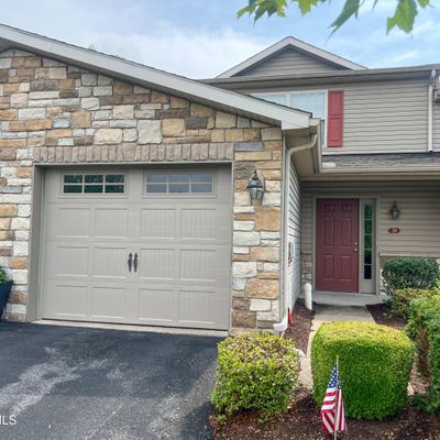 20 N Oakwood Ln, Selinsgrove, PA 17870