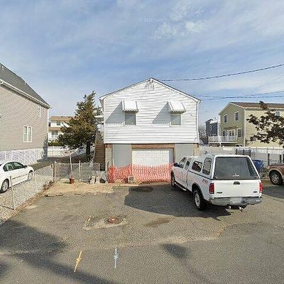 200 8 Th Ave, Seaside Heights, NJ 08751