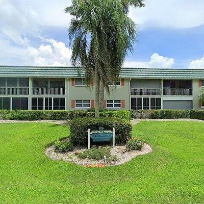 200 Valley Stream Dr #4 C, Naples, FL 34113