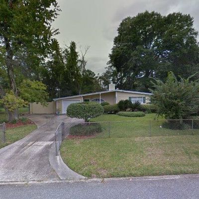 2006 Orlean Dr, Jacksonville, FL 32210