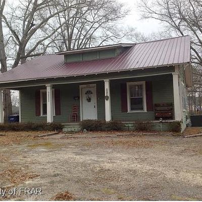 2009 Lee Ave, Sanford, NC 27330