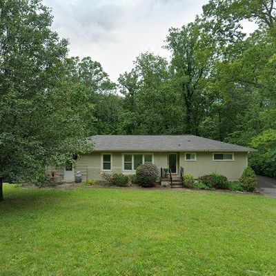 201 Sunnybrook Trl, Signal Mountain, TN 37377