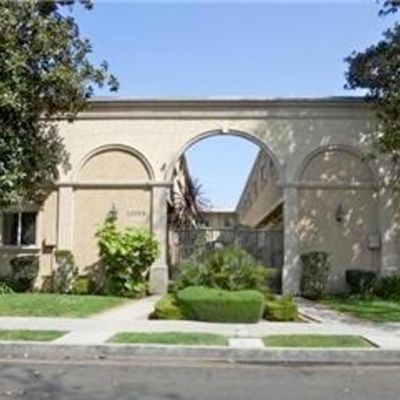 20159 Cohasset St, Winnetka, CA 91306