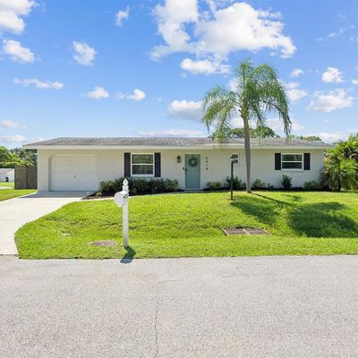 2018 Arden Dr, Sarasota, FL 34232