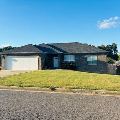 203 Ashford Drive, Russellville, AR 72801