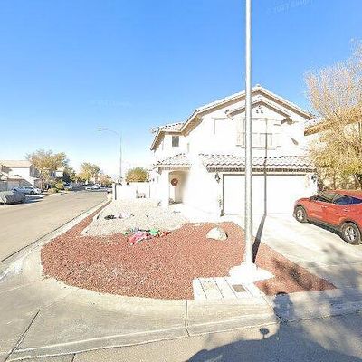 2034 Spiers Ave, Las Vegas, NV 89183