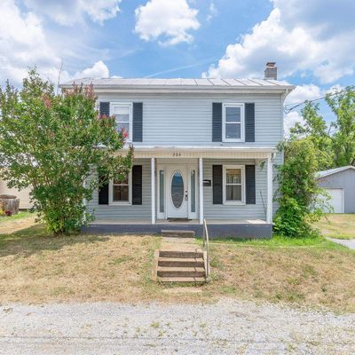 204 N 3 Rd St, Shenandoah, VA 22849