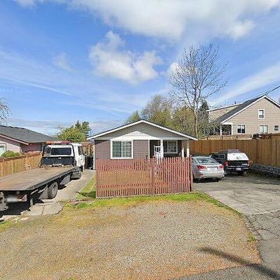 2049 E 37 Th St, Tacoma, WA 98404