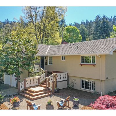 2055 Fairmount Blvd, Eugene, OR 97403