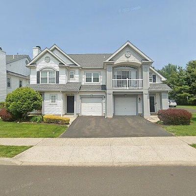 206 Crossroads Dr, Warwick, PA 18974