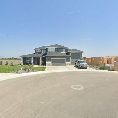 2060 N Peakhurt, Meridian, ID 83642