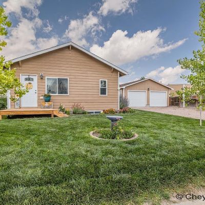 207 E 4th St, Pine Bluffs, WY 82082