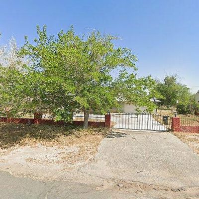 20730 Teton Rd, Apple Valley, CA 92308