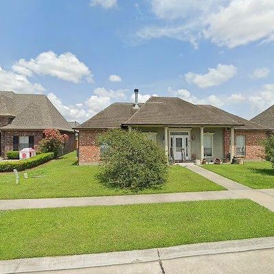 208 Viola St, Houma, LA 70360