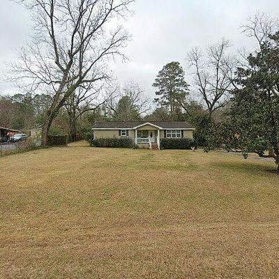 209 Cindy Dr, Thomasville, GA 31792