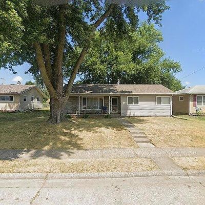 2432 W 18 Th St, Davenport, IA 52804