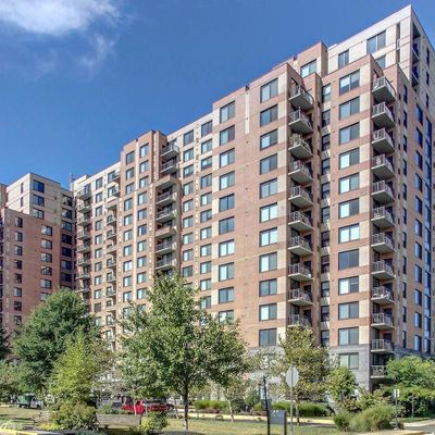 2451 Midtown Ave #309, Alexandria, VA 22303