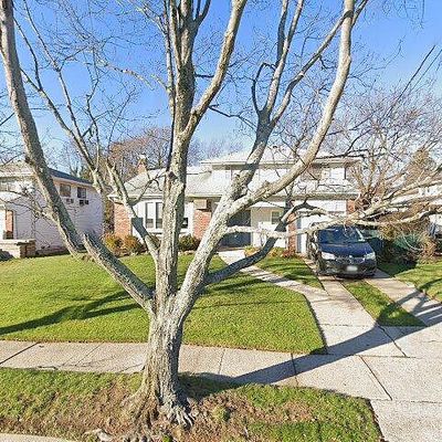 2455 Cliff Ln, North Bellmore, NY 11710