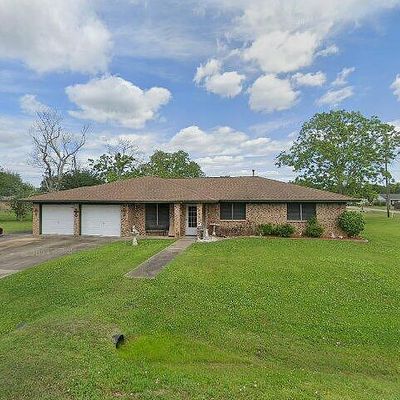 249 Camellia Dr, Brazoria, TX 77422