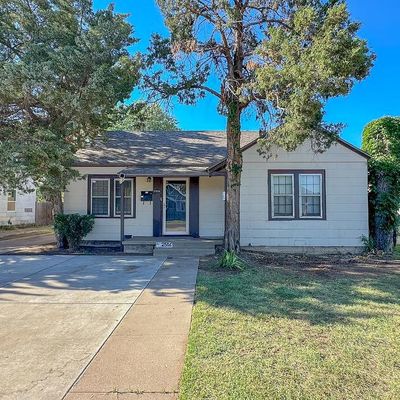 2506 26 Th St, Lubbock, TX 79410