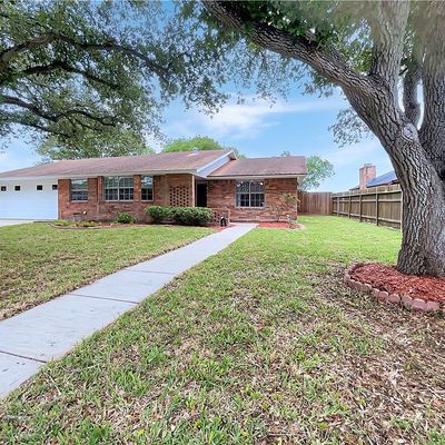 2510 Rain Mist Ln, Corpus Christi, TX 78409