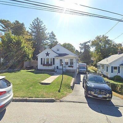 252 Gardner Ave, New London, CT 06320