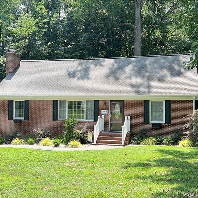 252 Garnett Hill Dr, Urbanna, VA 23175