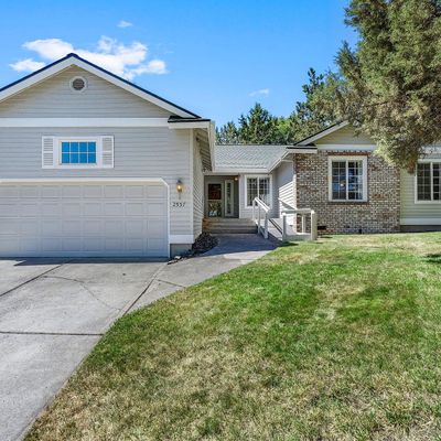 2537 Ne Longfellow Ct, Bend, OR 97701