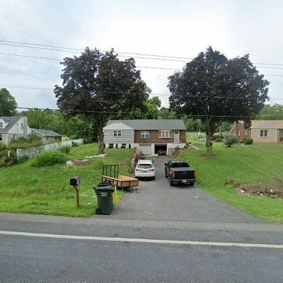 2547 Easton Rd, Hellertown, PA 18055