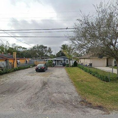 2552 Kentucky St, West Palm Beach, FL 33406