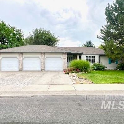 2564 Eastgate Dr, Twin Falls, ID 83301