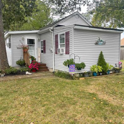 258 E Delaware Pkwy, Villas, NJ 08251