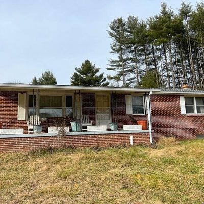 259 Lodge Rd, Crystal Spring, PA 15536