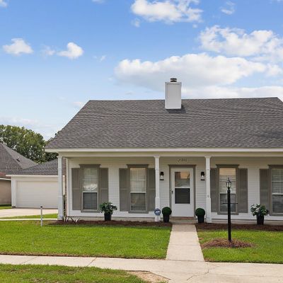 25905 Oakley Ave, Denham Springs, LA 70726