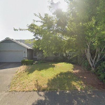 2592 Jamestown St, Woodburn, OR 97071