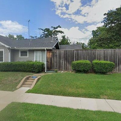 2602 Park Row Ave, Dallas, TX 75215