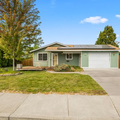 2625 Sw Glacier Ave, Redmond, OR 97756