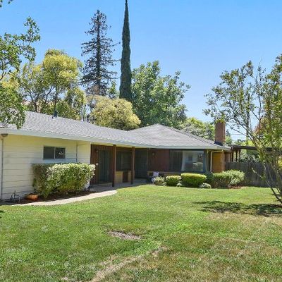 2634 Park Hills Dr, Sacramento, CA 95821