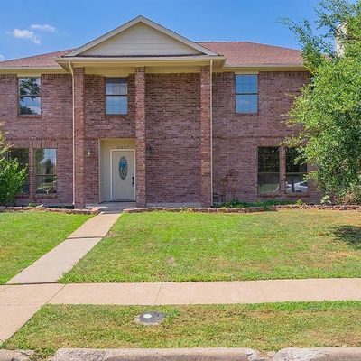 2637 Austin Dr, Mesquite, TX 75181