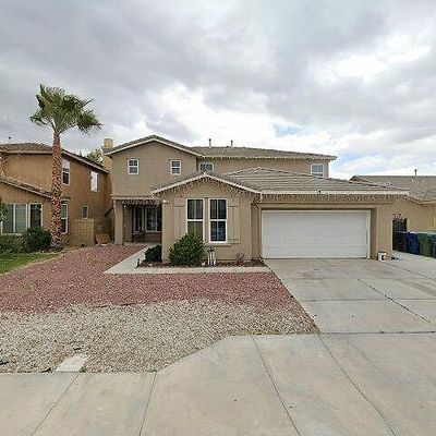 2651 Belvedere Ln, Lancaster, CA 93535