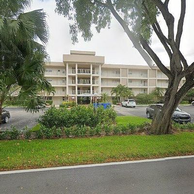 2651 S Palm Aire Dr #402, Pompano Beach, FL 33069