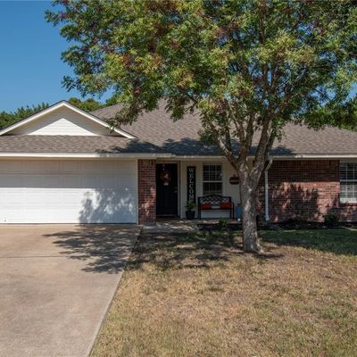 266 Parkhaven Dr, Woodway, TX 76712