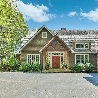 2261 Upper Divide Rd, Highlands, NC 28741