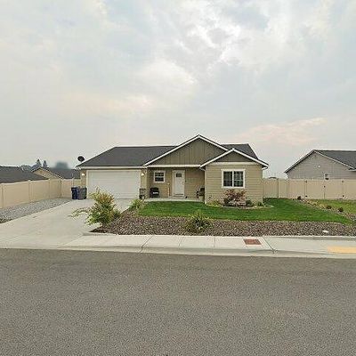 2274 3 Rd St Se, East Wenatchee, WA 98802