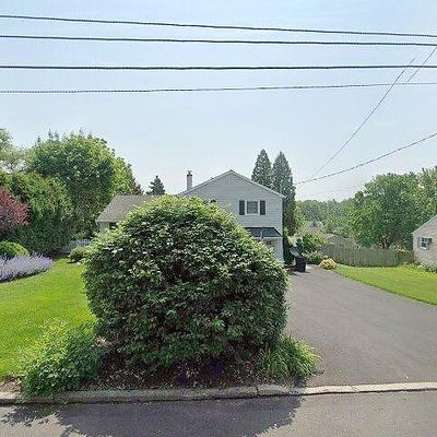 23 Nanlyn Ave, Sellersville, PA 18960